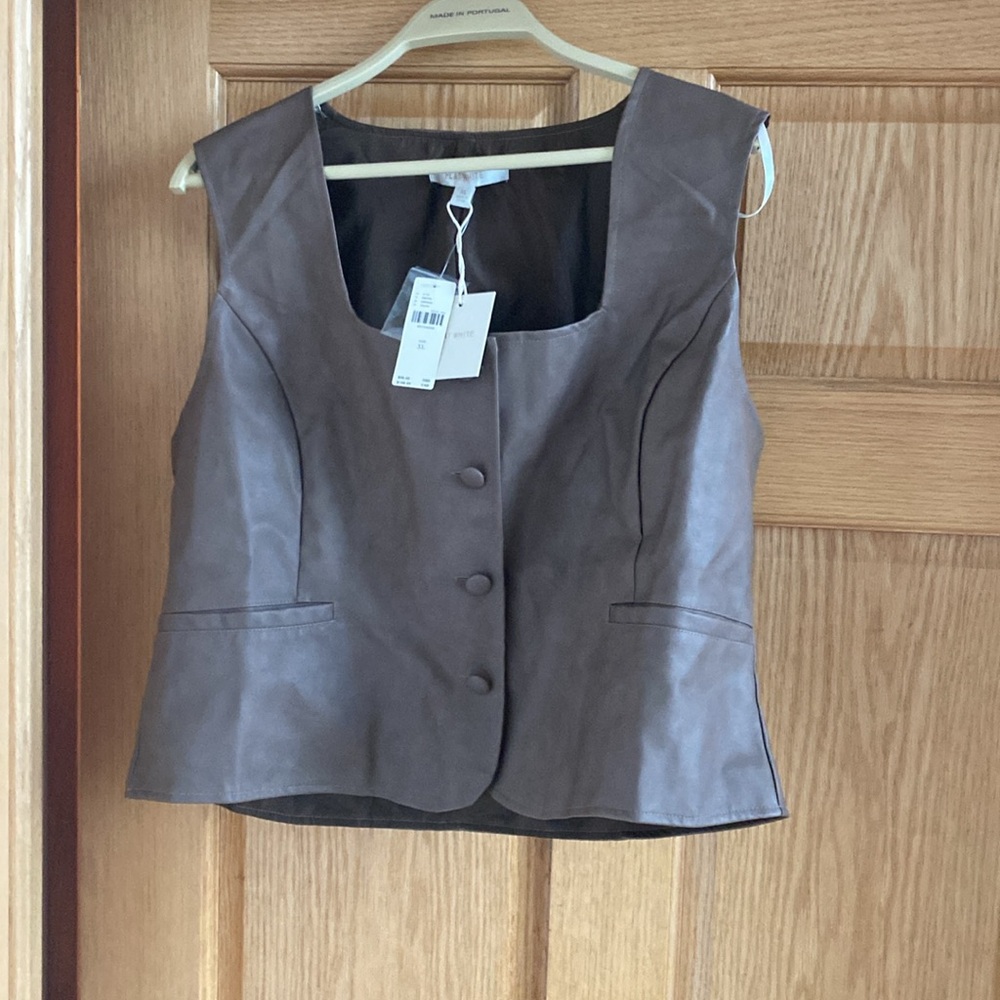 Anthropologie Flat White Taupe Faux Leather Vest-New! - Picture 4 of 5